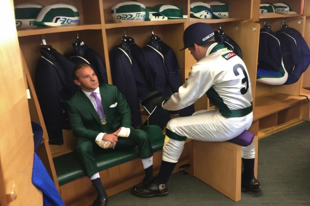 hippodrome-du-petit-saint-jeanamiens-from-grass