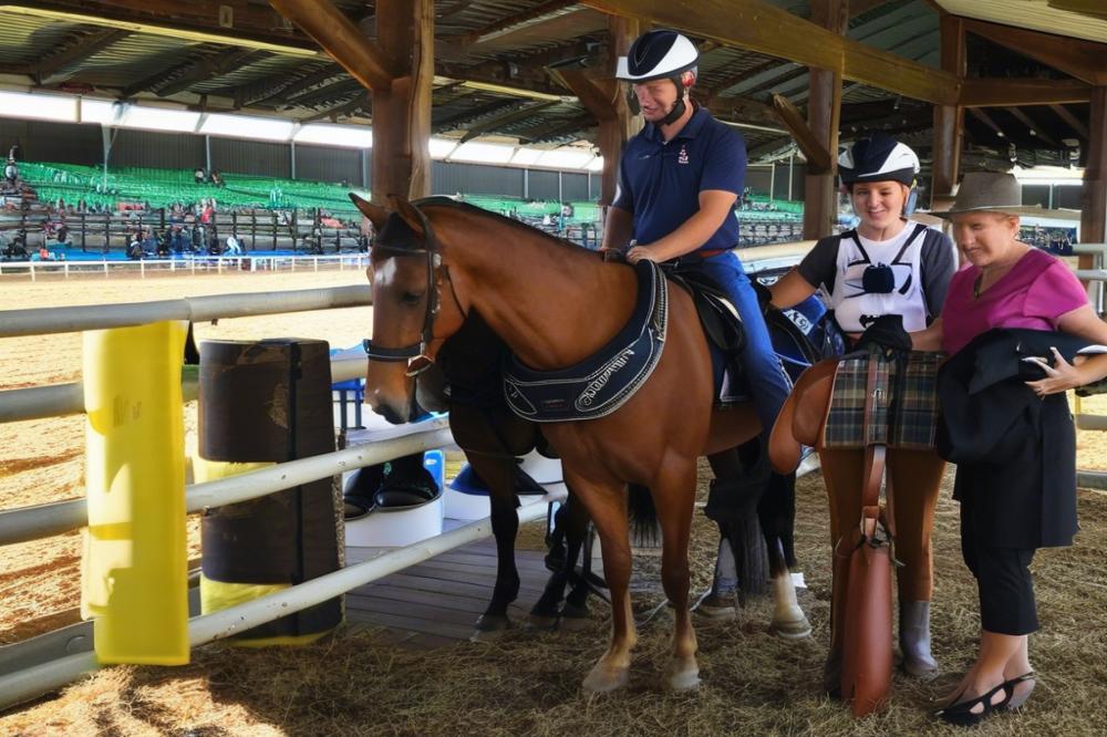 kembla-grange-racecoursewollongong-new-south-wal