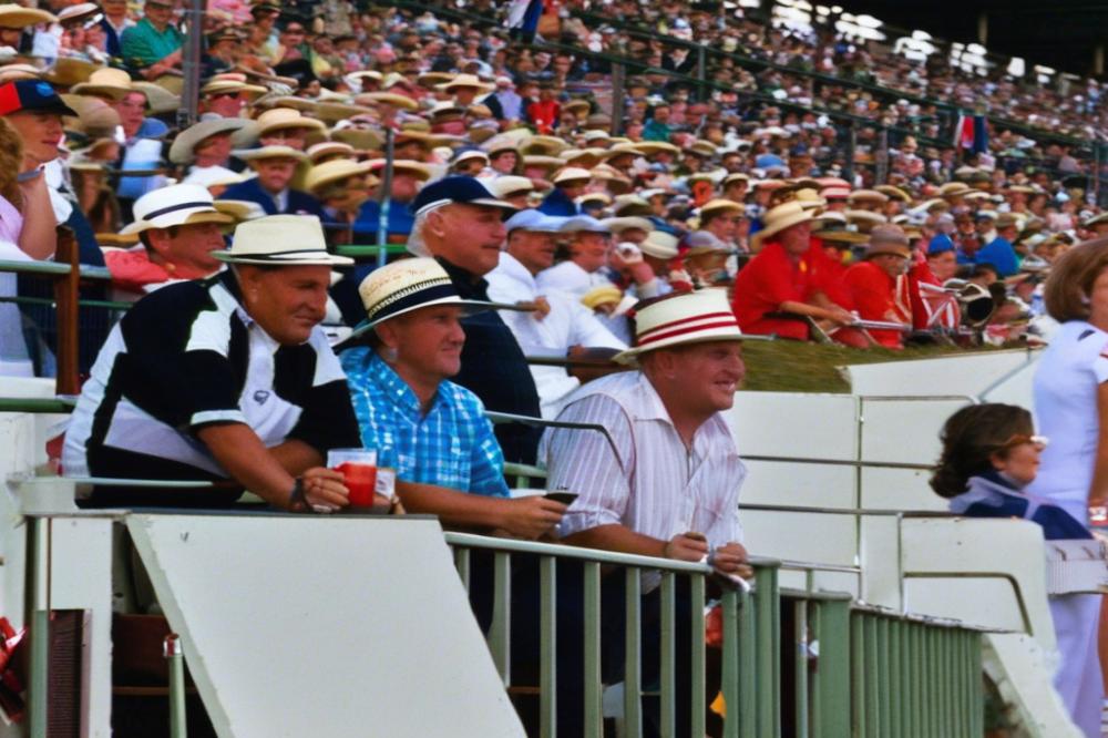 truro-racewaytruro-behind-the-gates